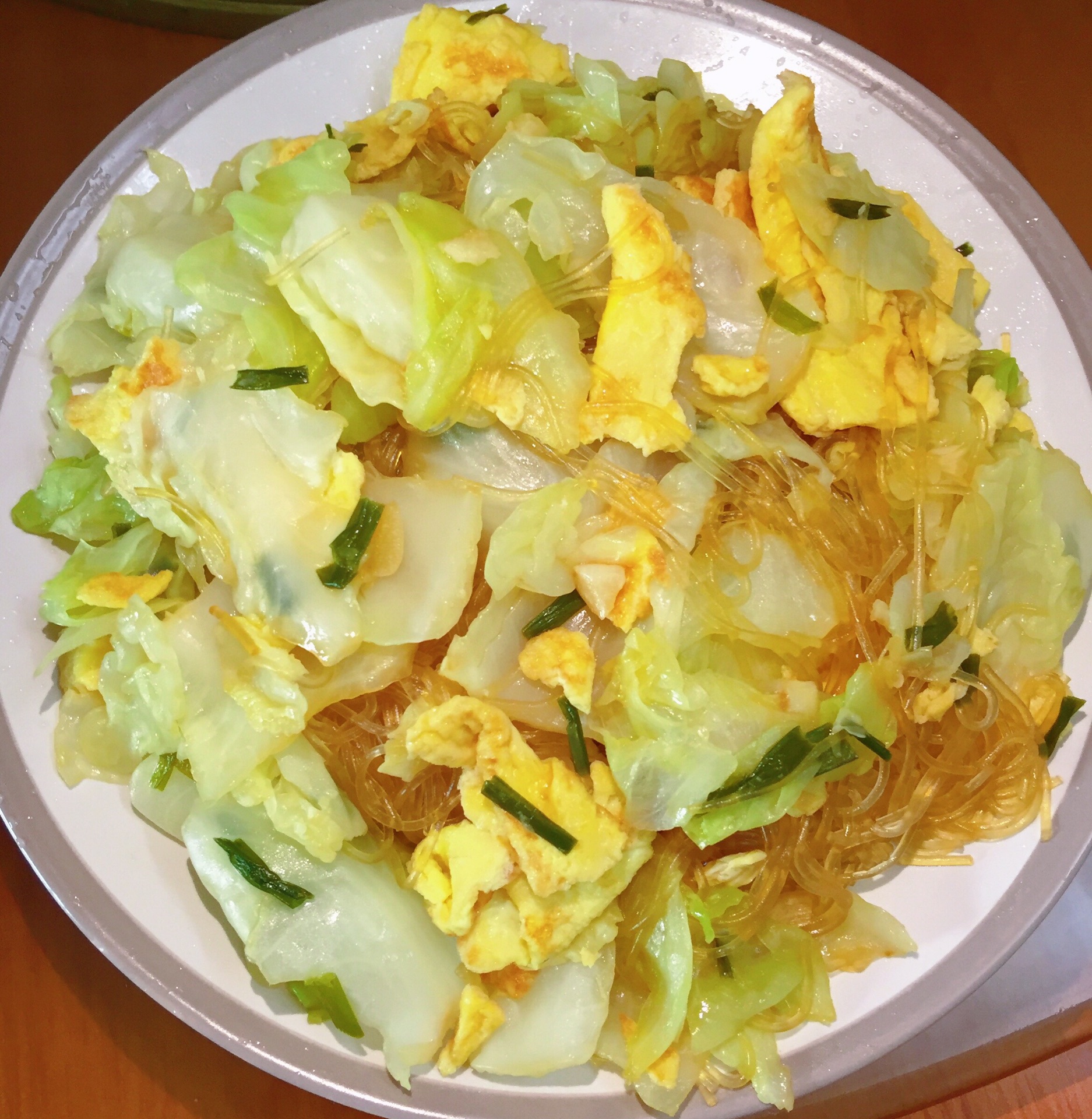 包菜鸡蛋炒粉丝