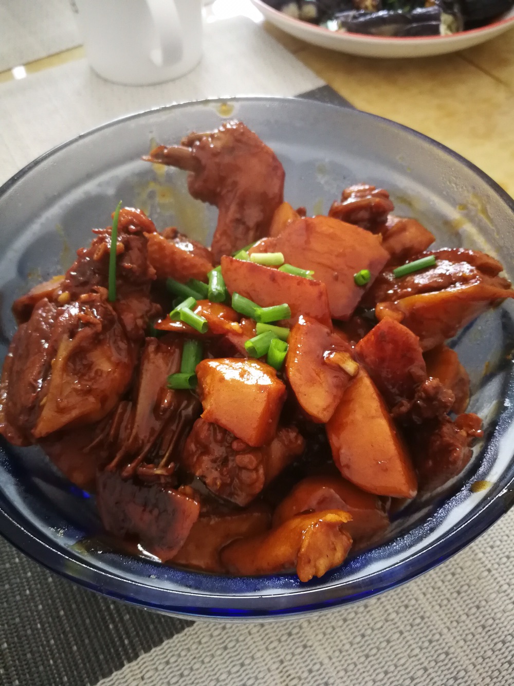红烧芋艿鸭块的做法