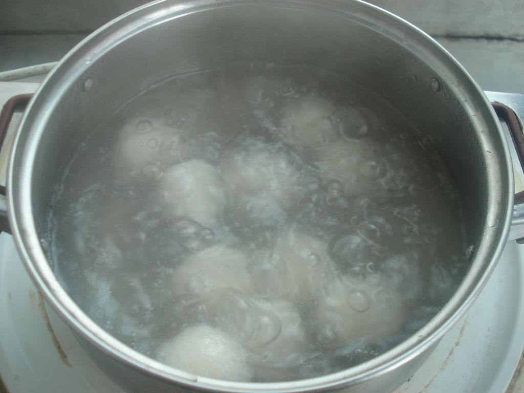 煮汤圆是等水开了煮还是凉水下锅
