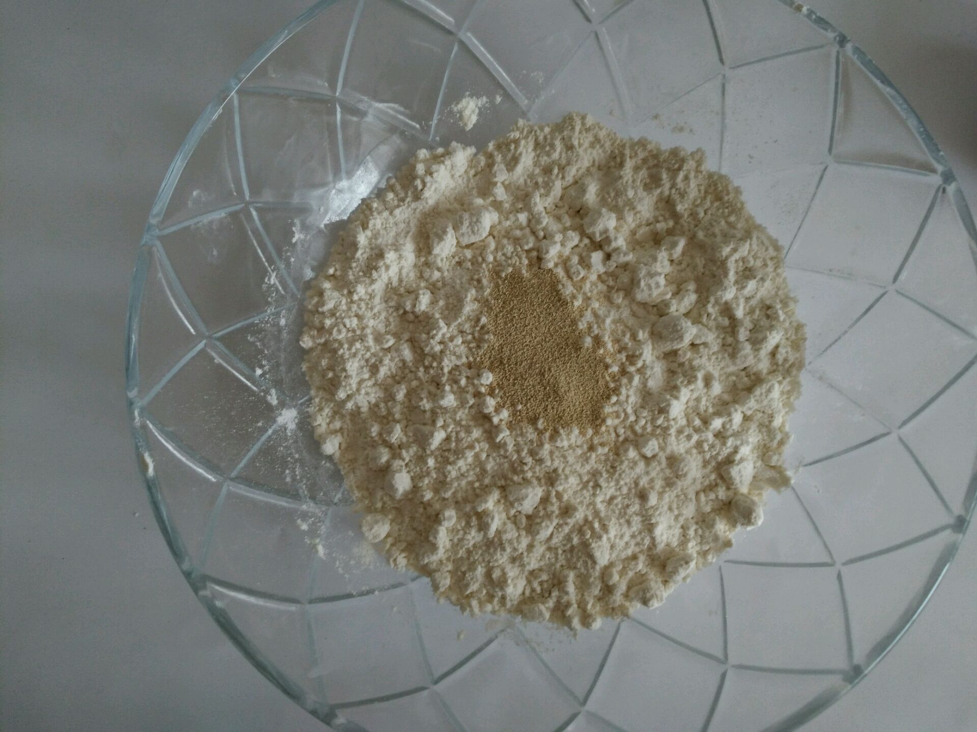 用干酵母来发酵面粉,总有一股像酸的味道,要如何避免呢