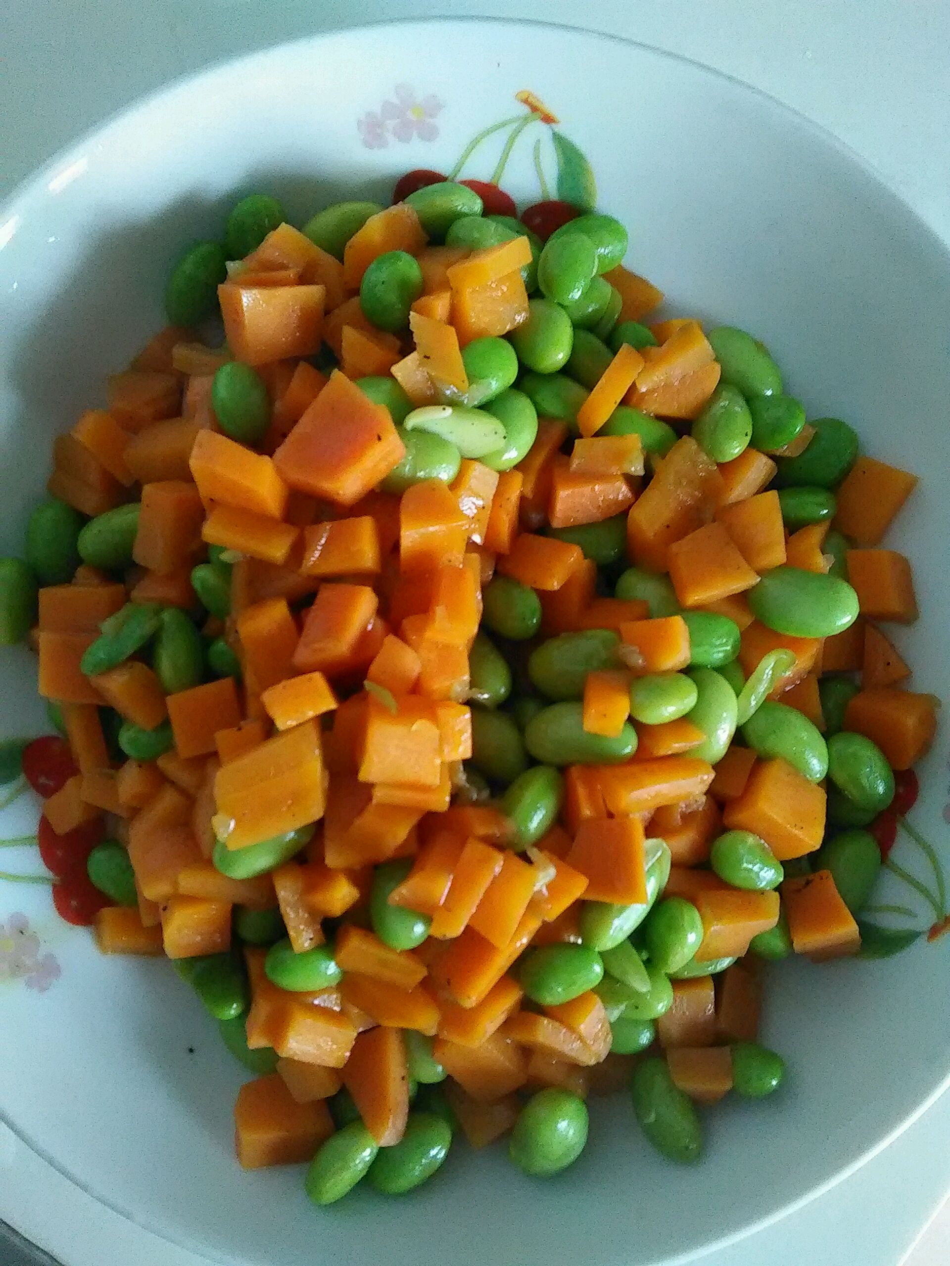 胡萝卜玉米丁怎么做_胡萝卜玉米丁的做法_豆果美食