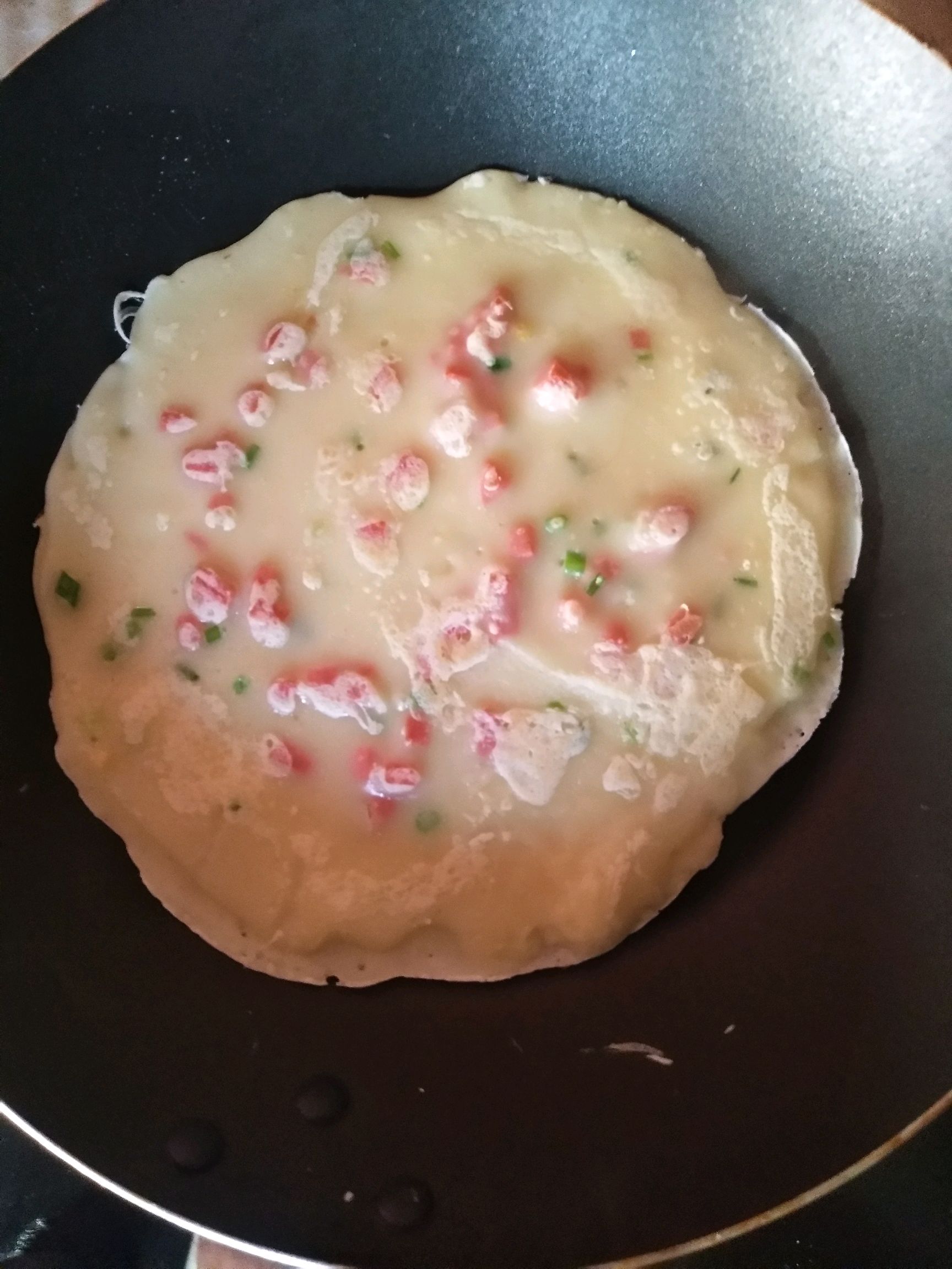 摊软饼(武汉方言=鸡蛋饼的做法图解3