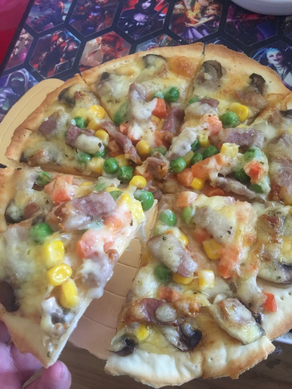 因为家里没有洋葱 就没有放 pizza料可以根据