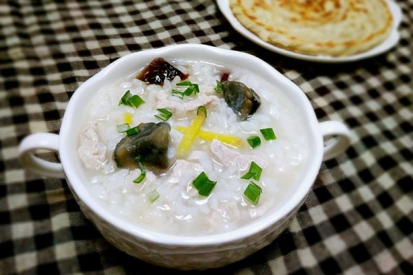 皮蛋瘦肉粥