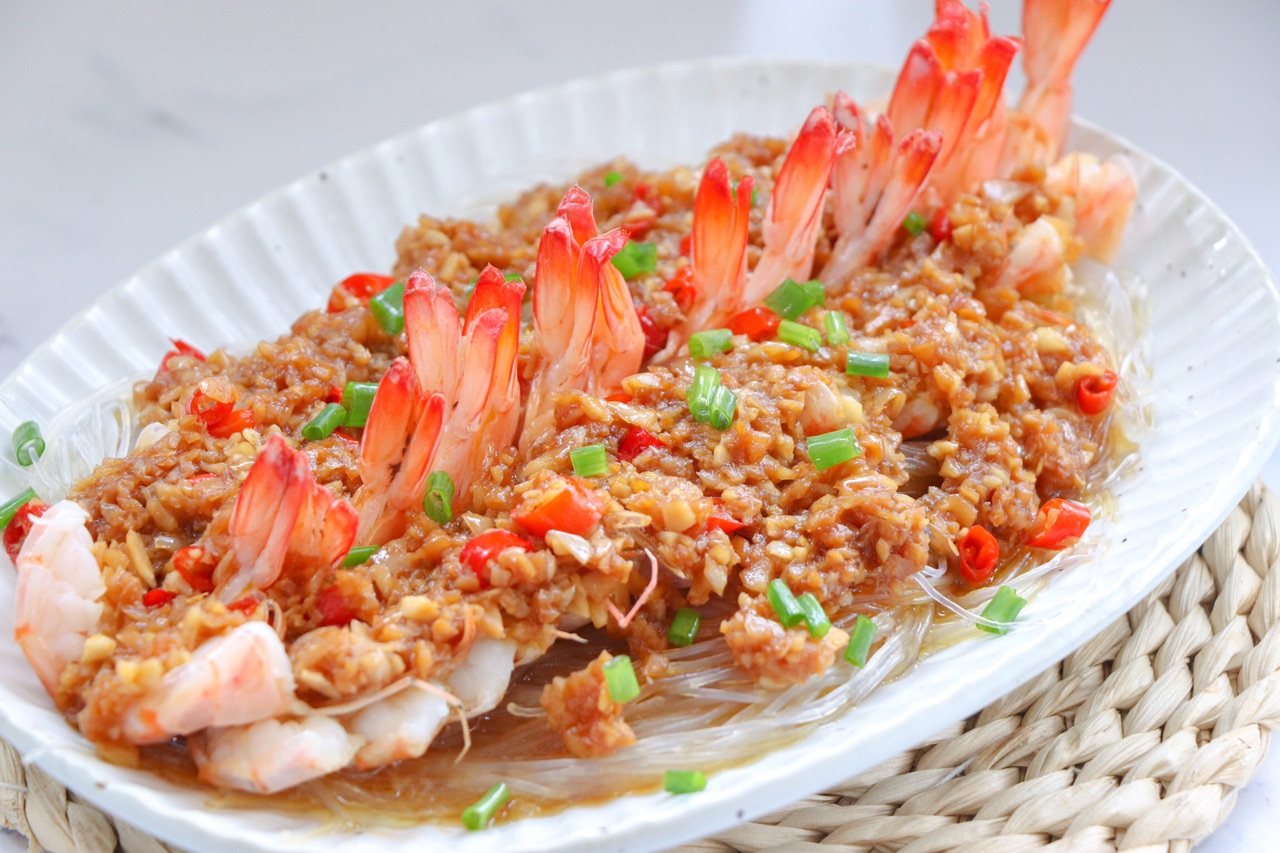 夏日开胃餐#蒜蓉开背虾的做法图解12
