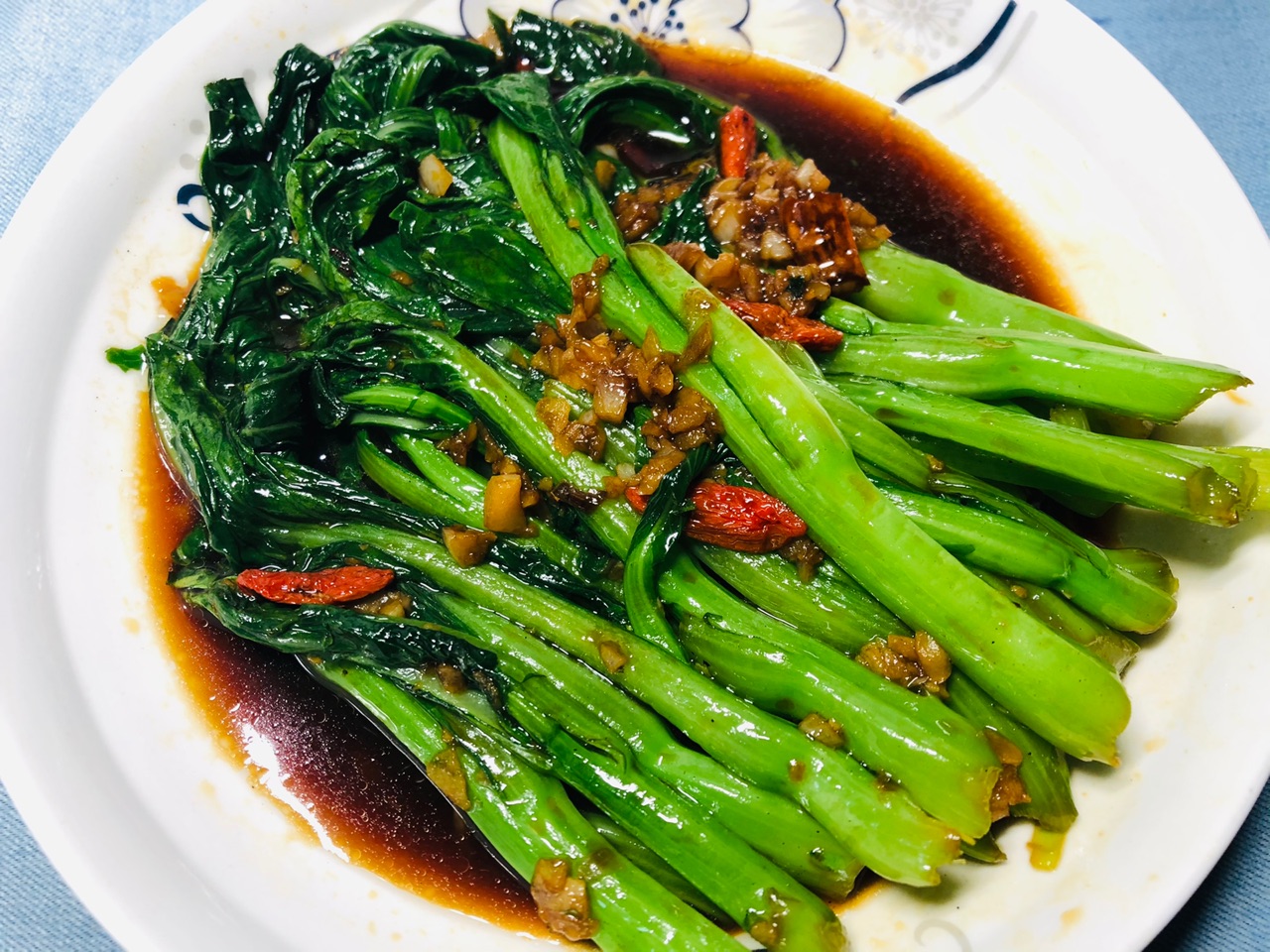 白灼菜心