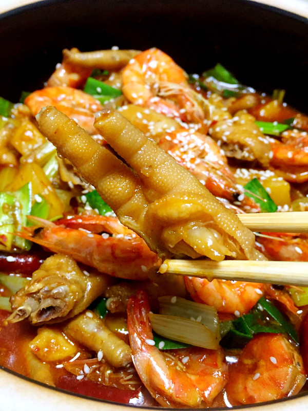 酸辣凤爪虾煲#我要上首页之酸辣家常菜的做法_菜谱_豆果美食