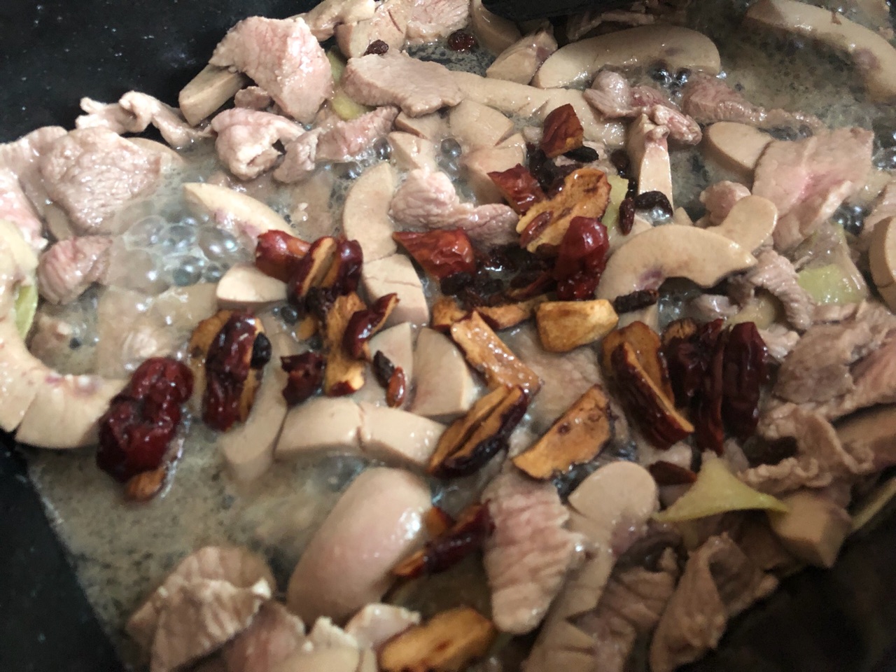 猪腰瘦肉汤