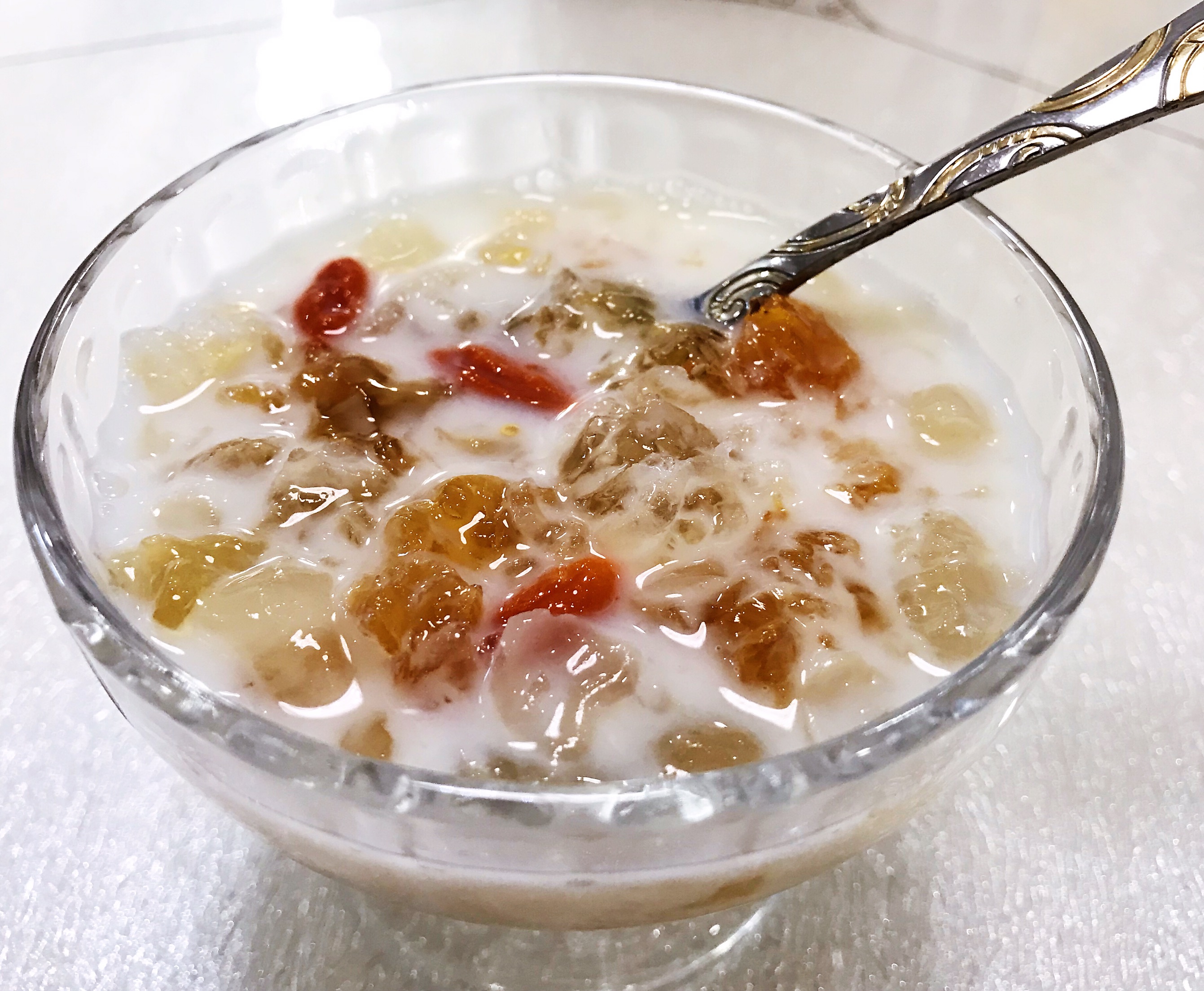 桃胶 皂角米 椰汁糖水