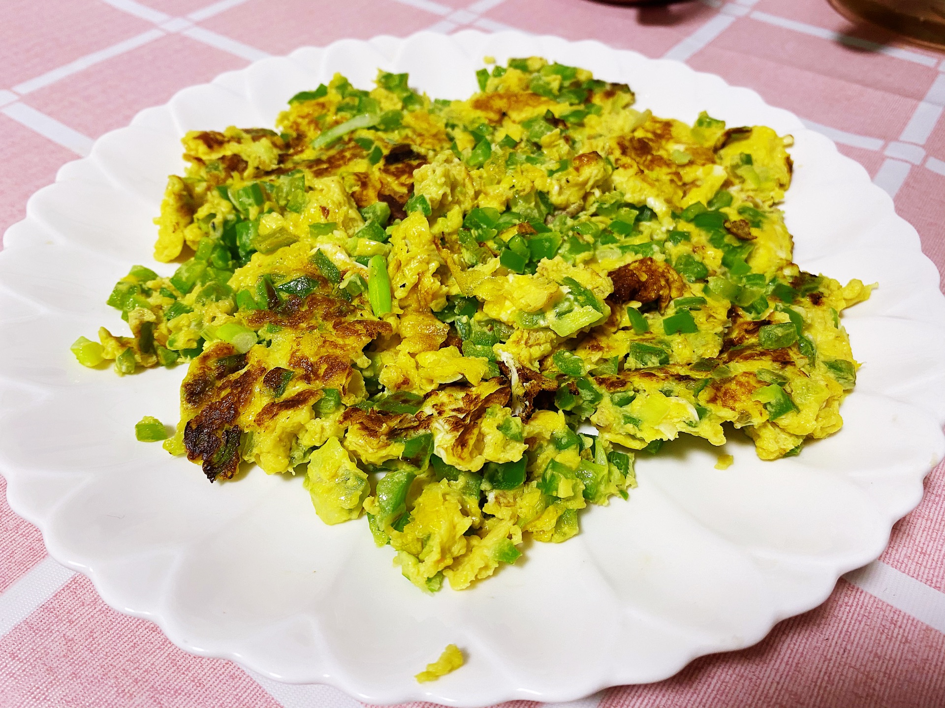 青辣椒炒蛋的做法