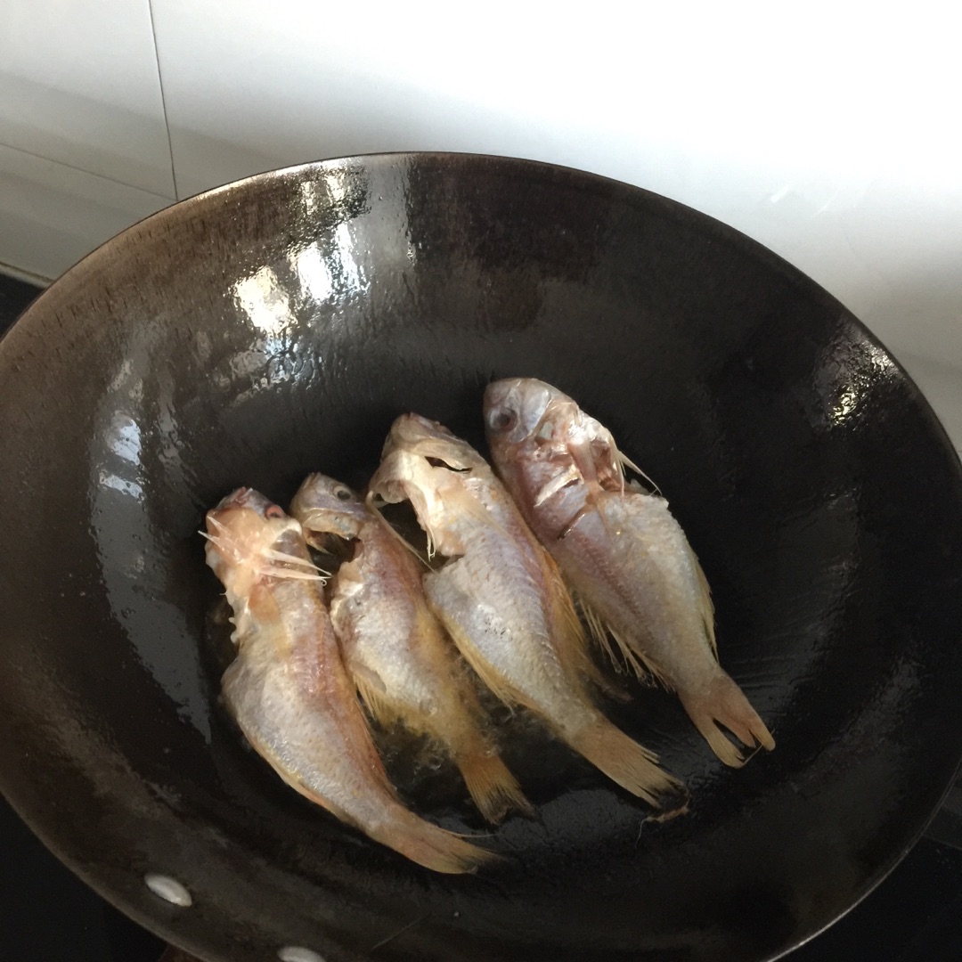 红鱼的做法_【图解】红鱼怎么做如何做好吃_红鱼家常做法大全_陈素琼_豆果美食