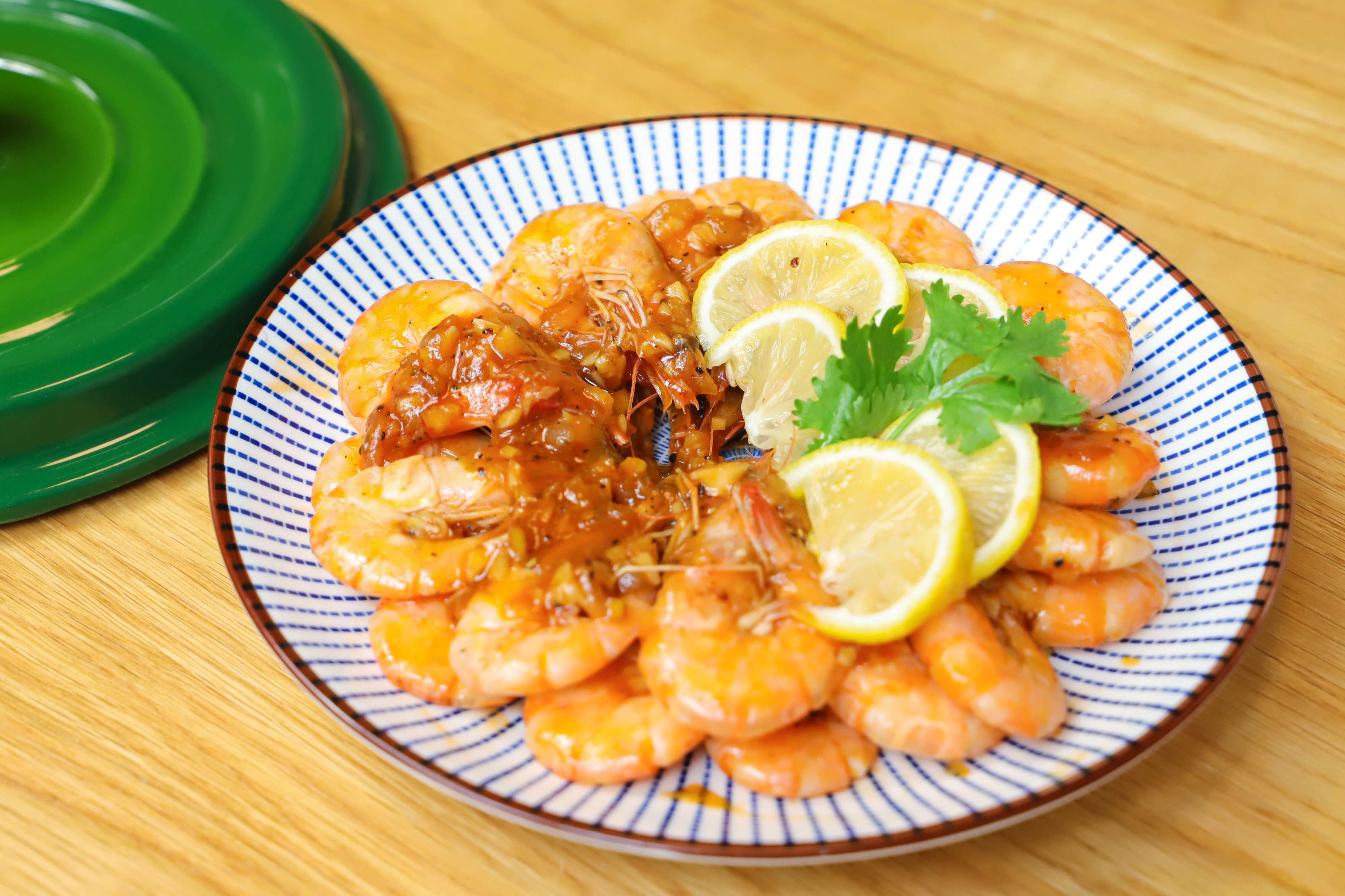 美味泰式咖喱虾,美味泰式咖喱虾的家常做法 - 美食杰美味泰式咖喱虾做法大全