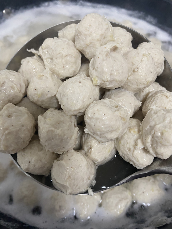 纯手工鸡胸肉丸子