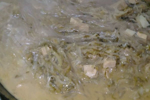 酸菜粉条冻豆腐