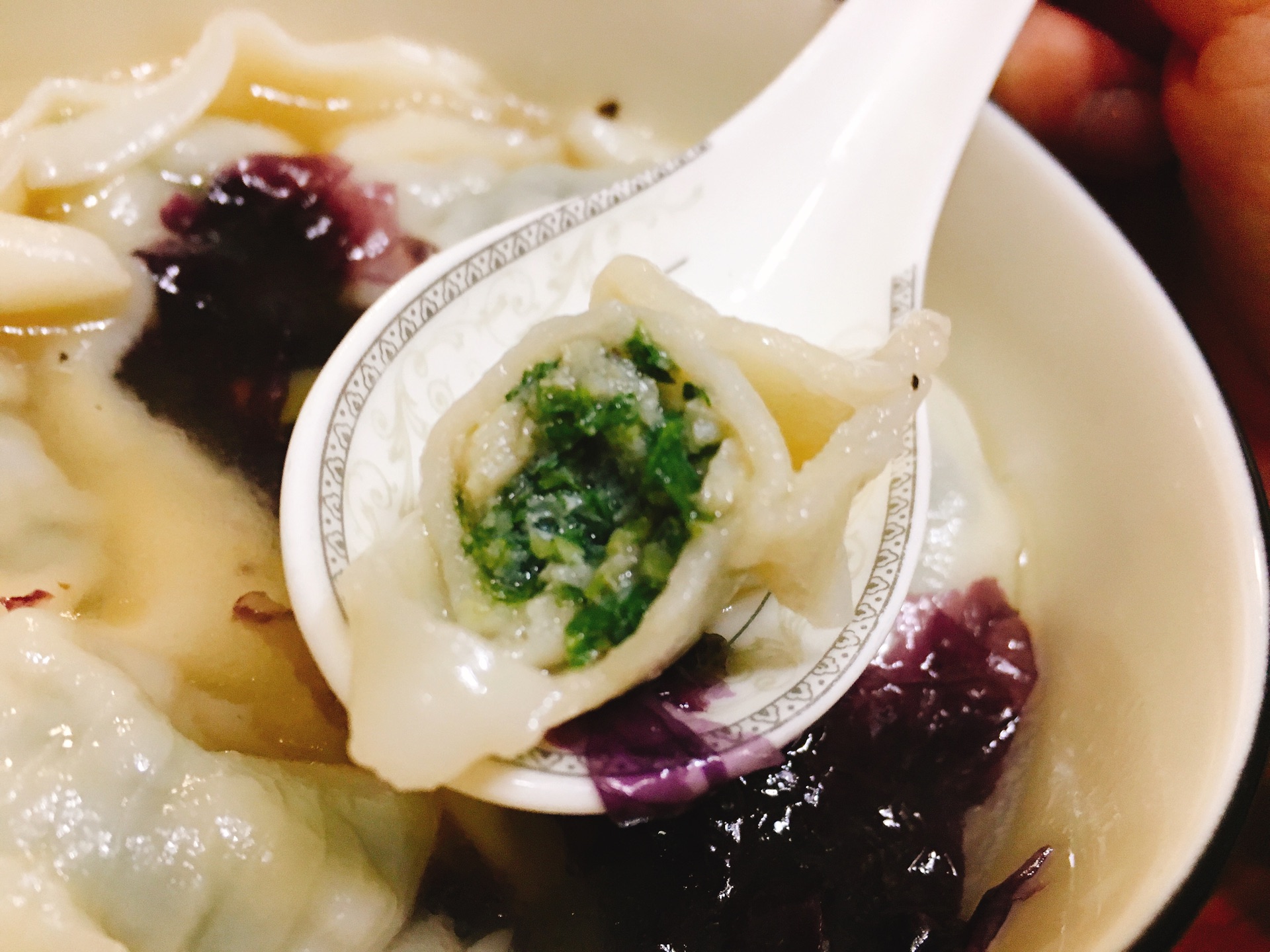 荠菜猪肉馄饨(从馄饨皮开始制作)