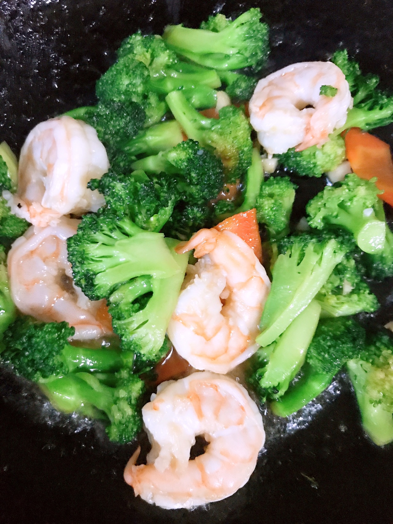 西兰花炒虾仁的做法图解6