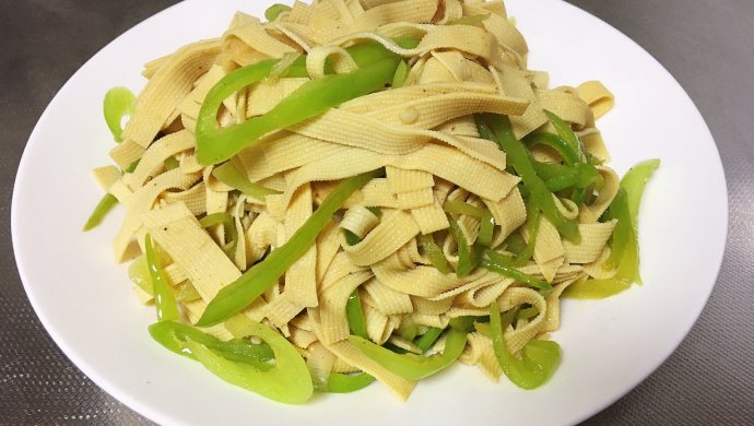 青椒炒豆皮
