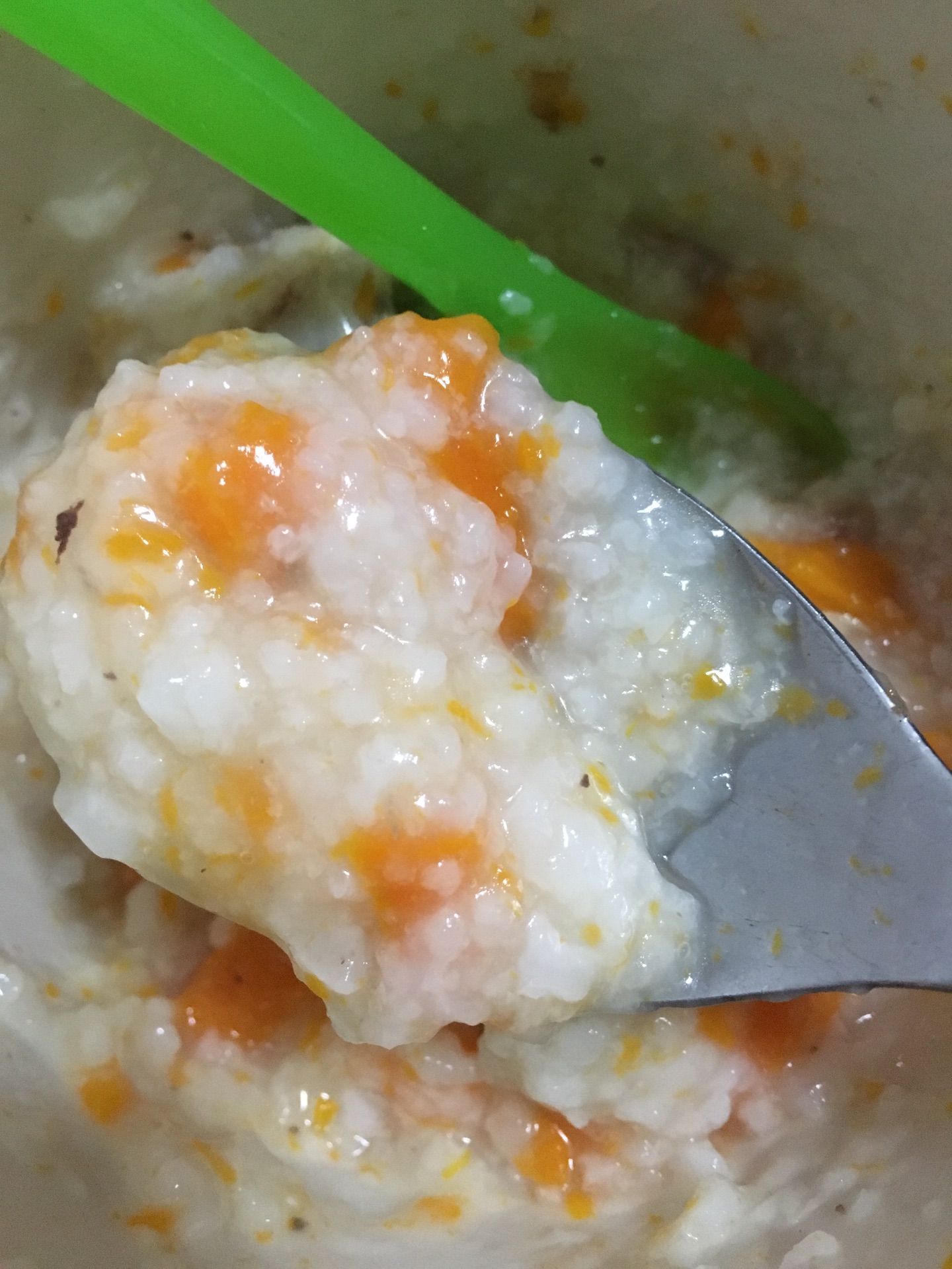 9个月宝宝辅食胡萝卜排骨粥
