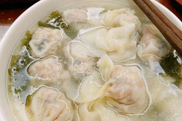 鲜肉虾仁馄饨
