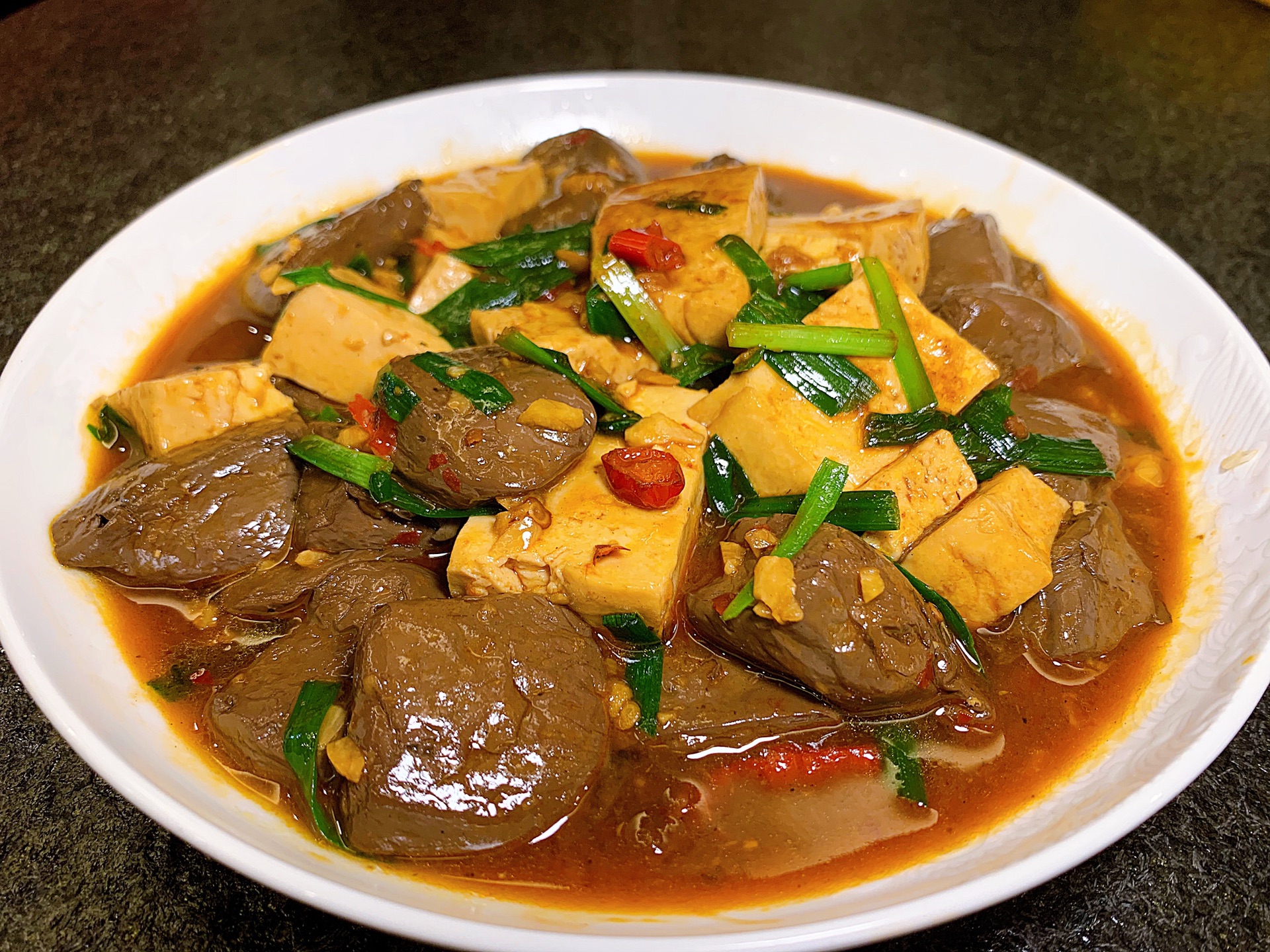 鸭血炖豆腐的做法