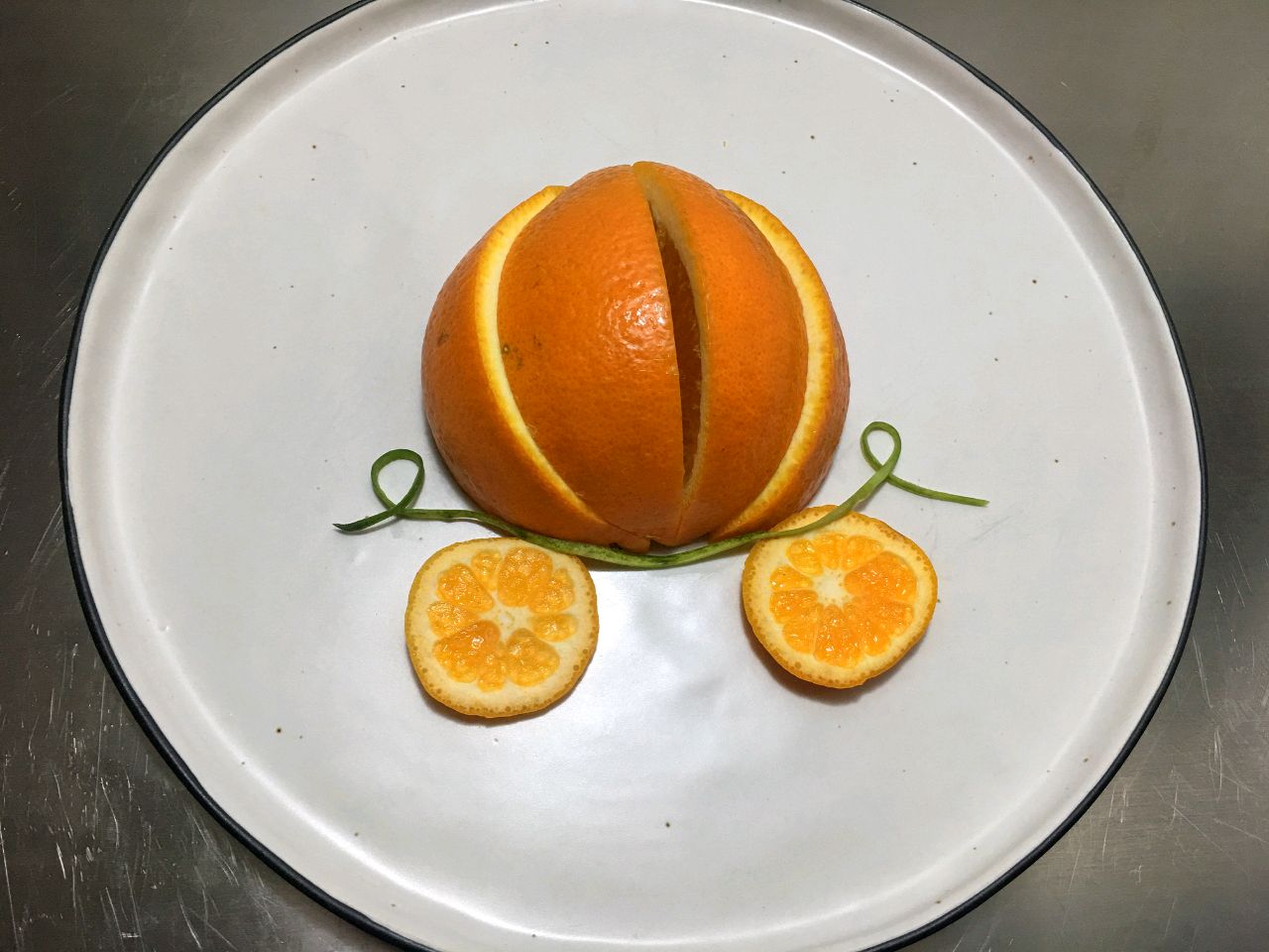 创意摆盘#橙子南瓜车的做法图解6