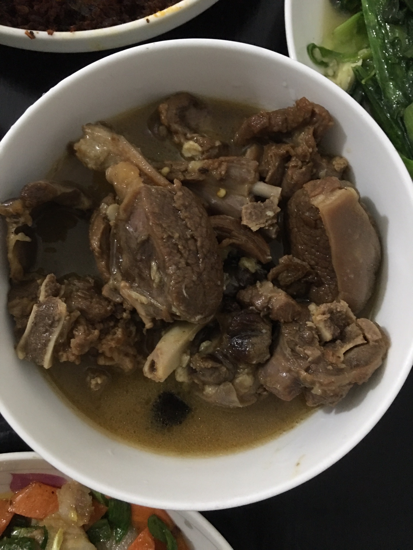 炖狗肉