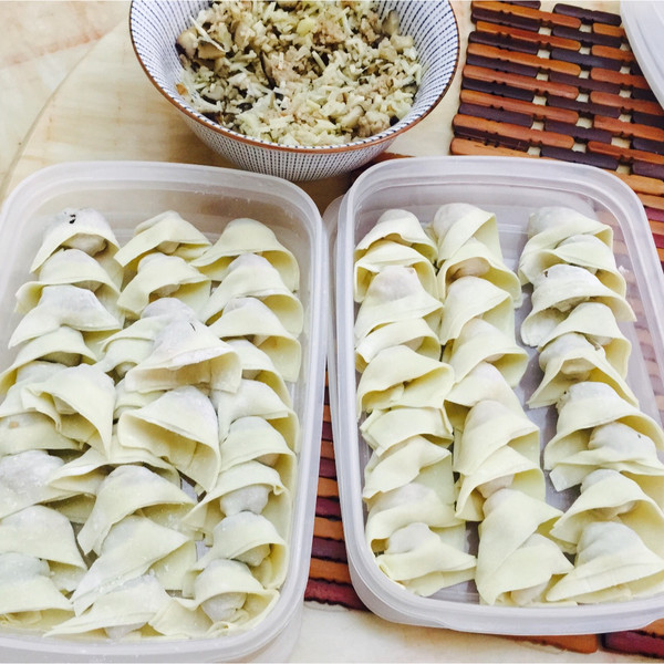 饺子皮,馄饨皮(面版) 饺子馅,萌饺煮法