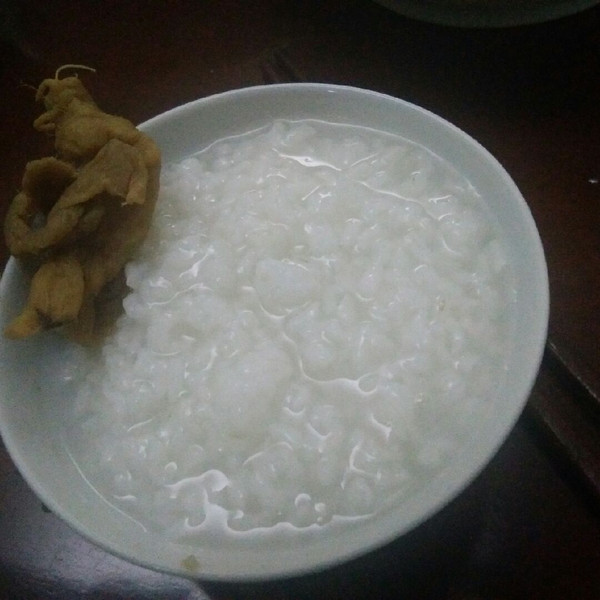 加粥配菜脯的做法