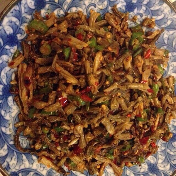 苹果私房菜的干豆角炖小辣椒做法的学成果照_豆果