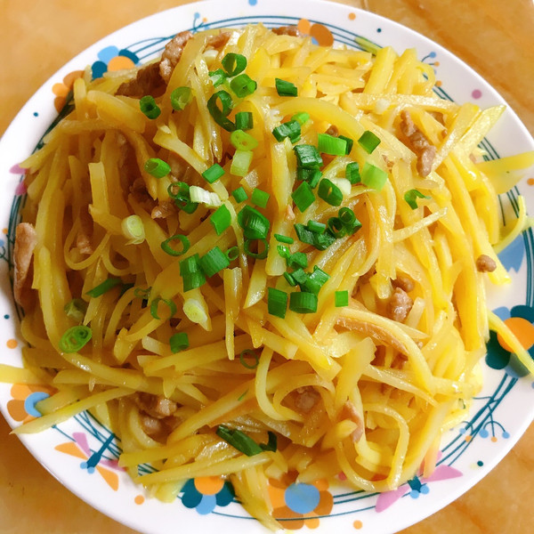 土豆炒肉丝的做法