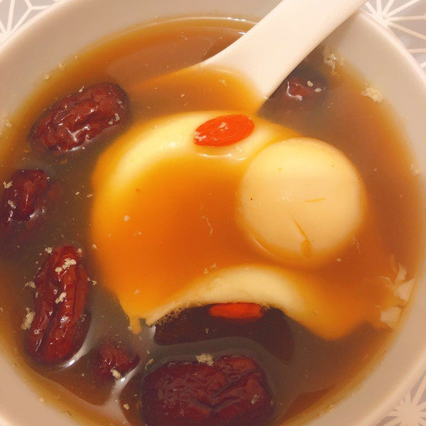 大姨妈来了吃这个 红枣枸杞红糖鸡蛋汤喝了特别舒服!