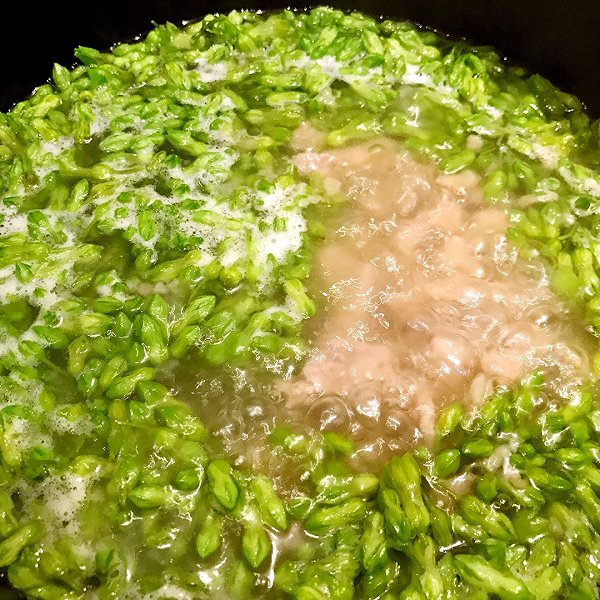 夜来香花肉片汤