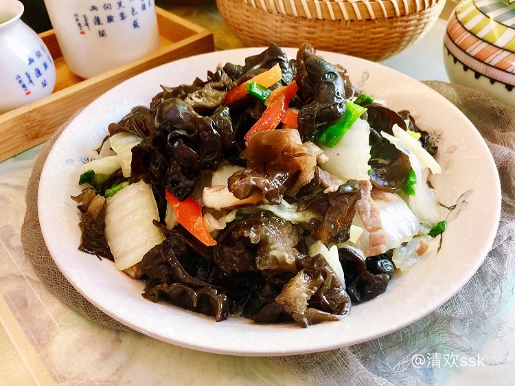 木耳白菜炒肉丝