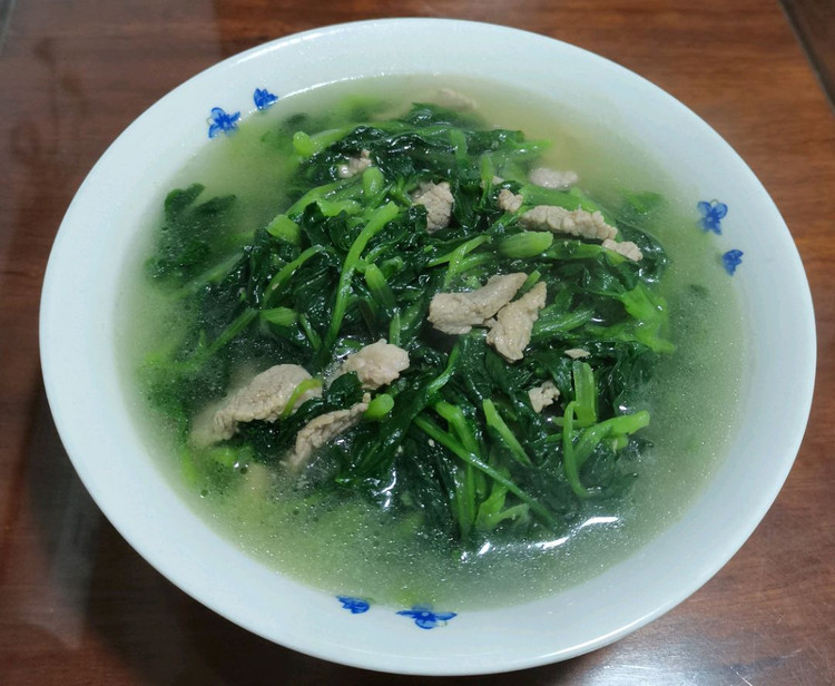 瘦肉鸡毛菜汤