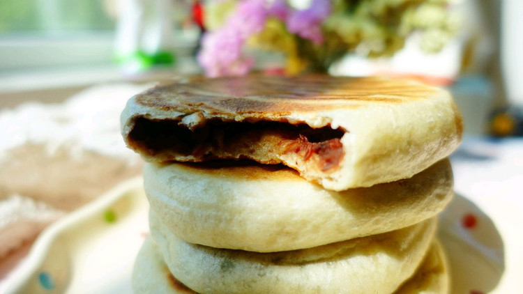 营养全面的豆沙饼,好饼离不开美的电饼铛!