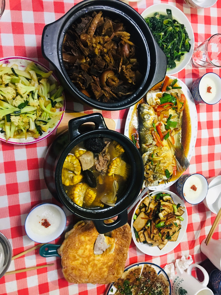 家庭聚餐