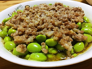 青苹果uisx的肉饼蒸毛豆