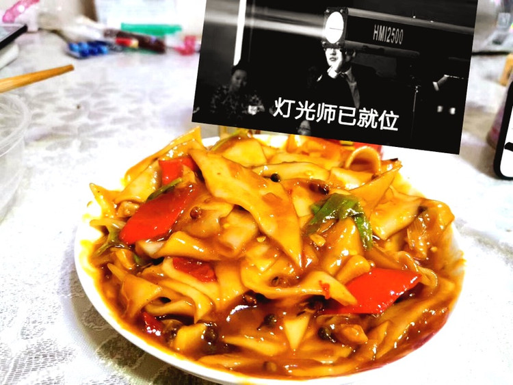 炒宽粉.