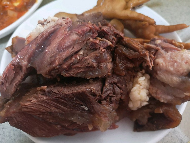 刚出锅的牛头肉