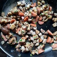 香菇火腿肉丁焗土豆的做法图解12