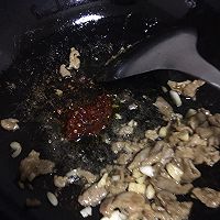 #刘畊宏女孩减脂饮食#花菜炒肉的做法图解5