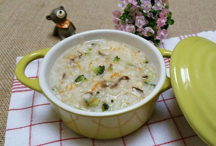 蔬菜鸡肉粥的做法