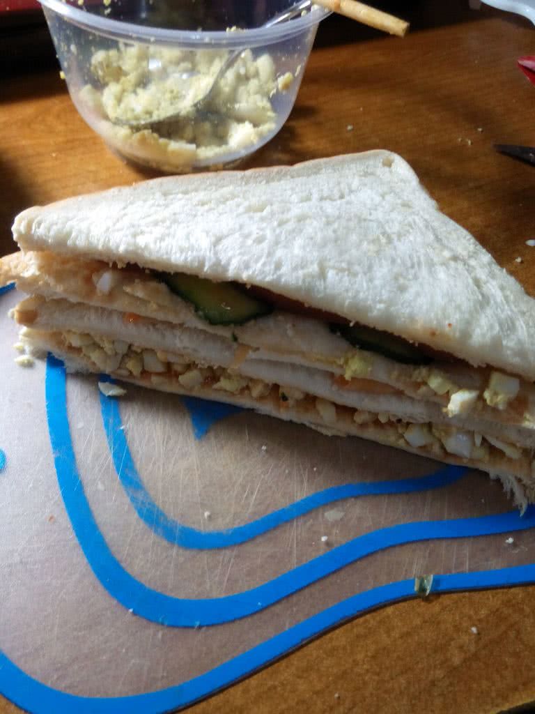 快手早餐之美味鸡蛋三明治的做法图解10