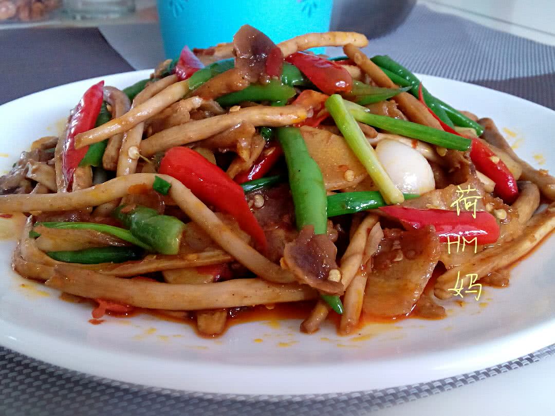 香辣干锅茶树菇的做法图解11