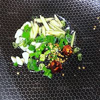 ㊙️傻瓜级菜谱‼️莱阳芋头炖茼蒿‼️的做法图解6