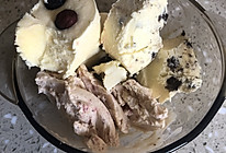 三种口味的网红冰淇淋的做法