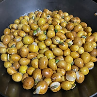 手工制作盐腌黄皮--健胃消食/生津止咳的做法图解3