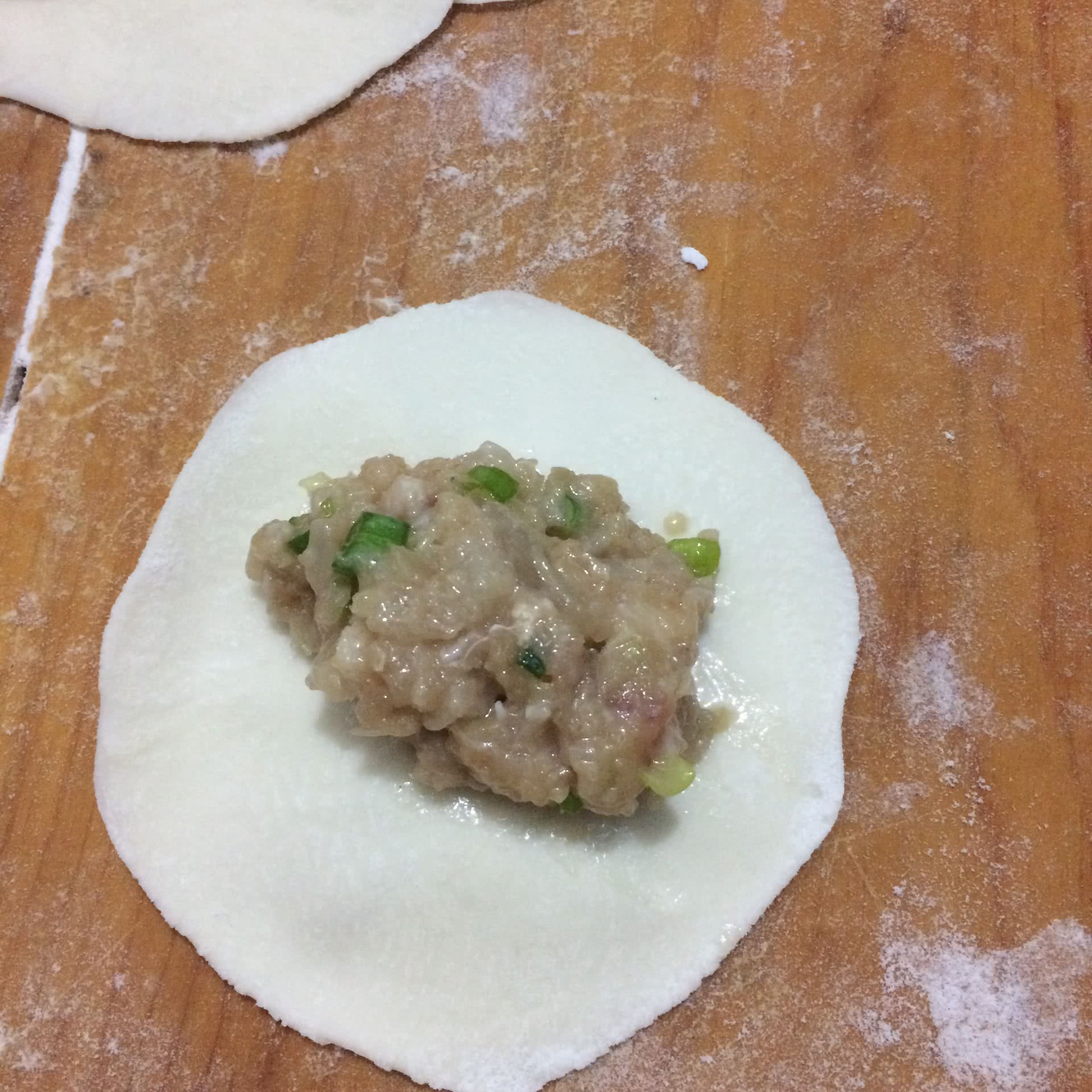 猪肉酸菜馅饺子的做法图解10