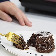 熔岩巧克力的做法——小兔奔跑蛋糕培训