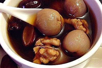 小姨妈红糖红枣桂圆核桃汤